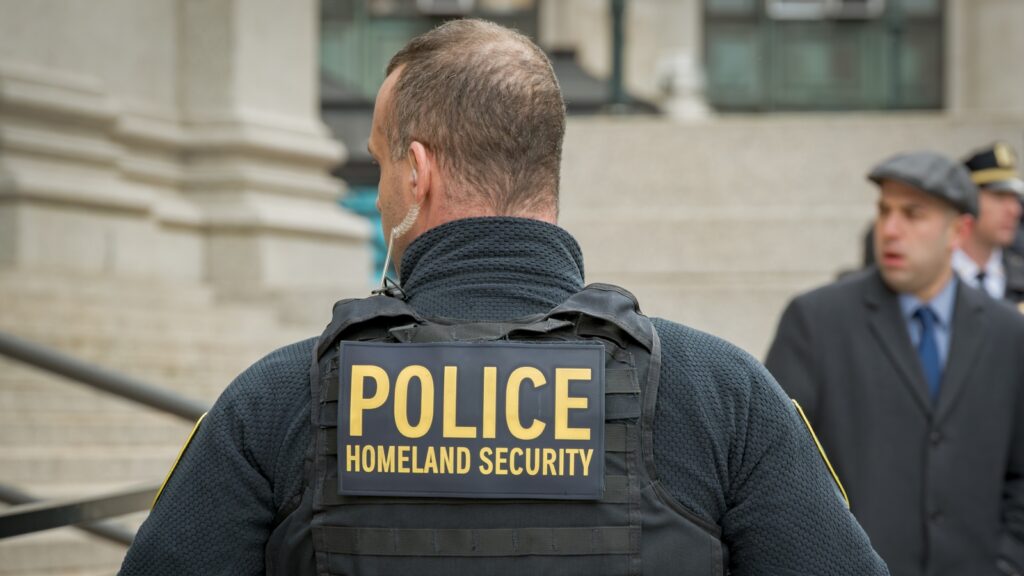 Staffer At Dem Rep. Nadler’s Office Cuffed by DHS Officer: Report