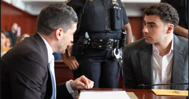 Judge Limits Jury Name Access and Sets Media Rules in Luigi Mangione Murder Trial